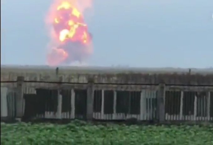 Explosión en base militar de Crimea